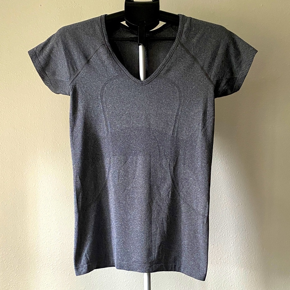 Lululemon Swiftly Tech Short Sleeve Shirt Size 8